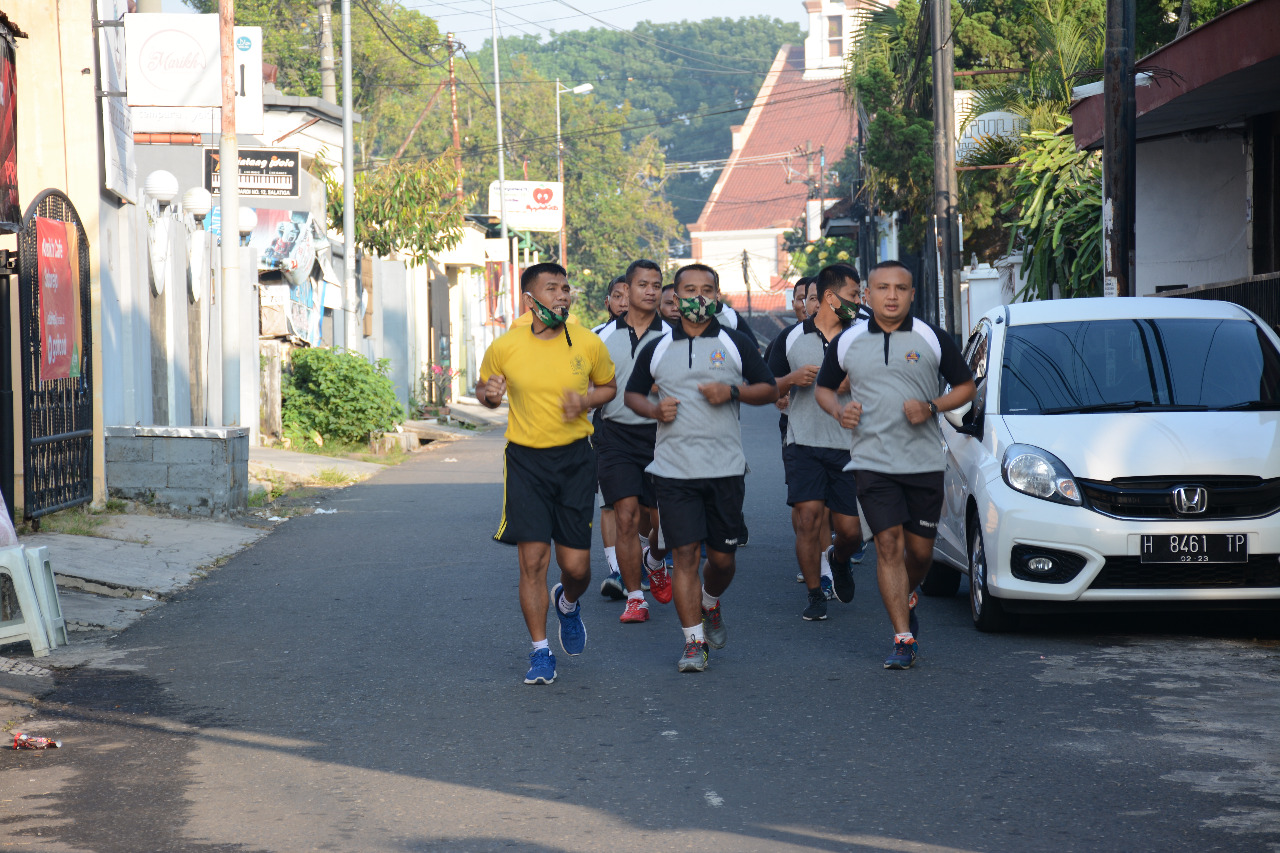 Bina Fisik, Prajurit  Korem 073/Makutarama Lari Aerobik